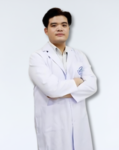 นพ. พีรภูมิ วรสัตยาภรณ์ (ว.72045)